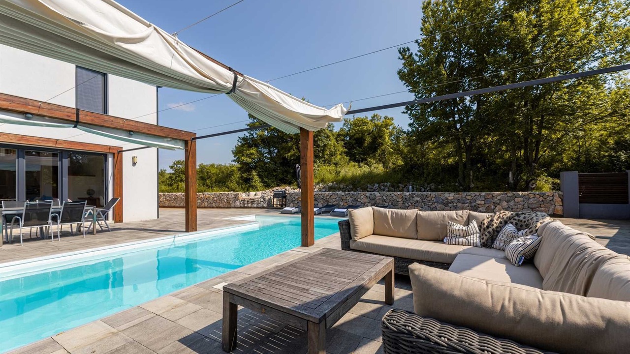 Photo of Outdoor in Rasopasno