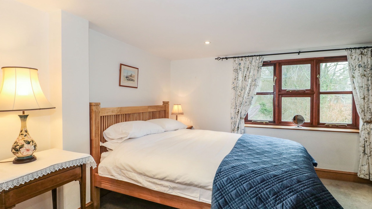 Photo of Others in Cullompton