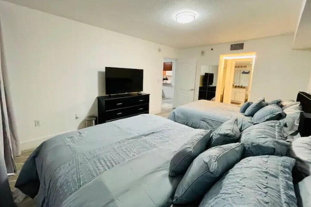 Photo of Others in Brickell