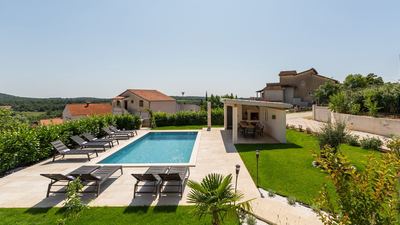 Photo of Outdoor in Musalez