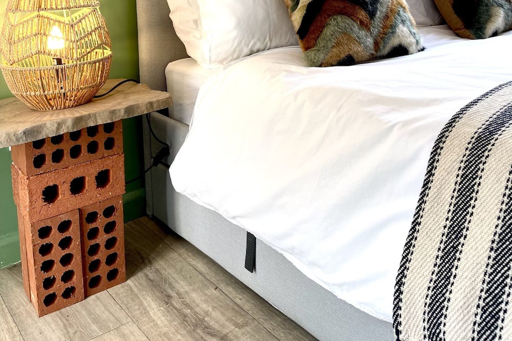 Photo of Others in Leckhampton