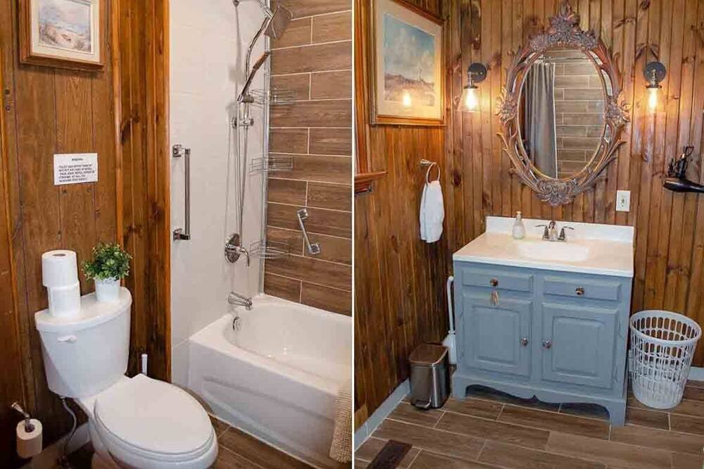 Photo of Bathroom in Irondale