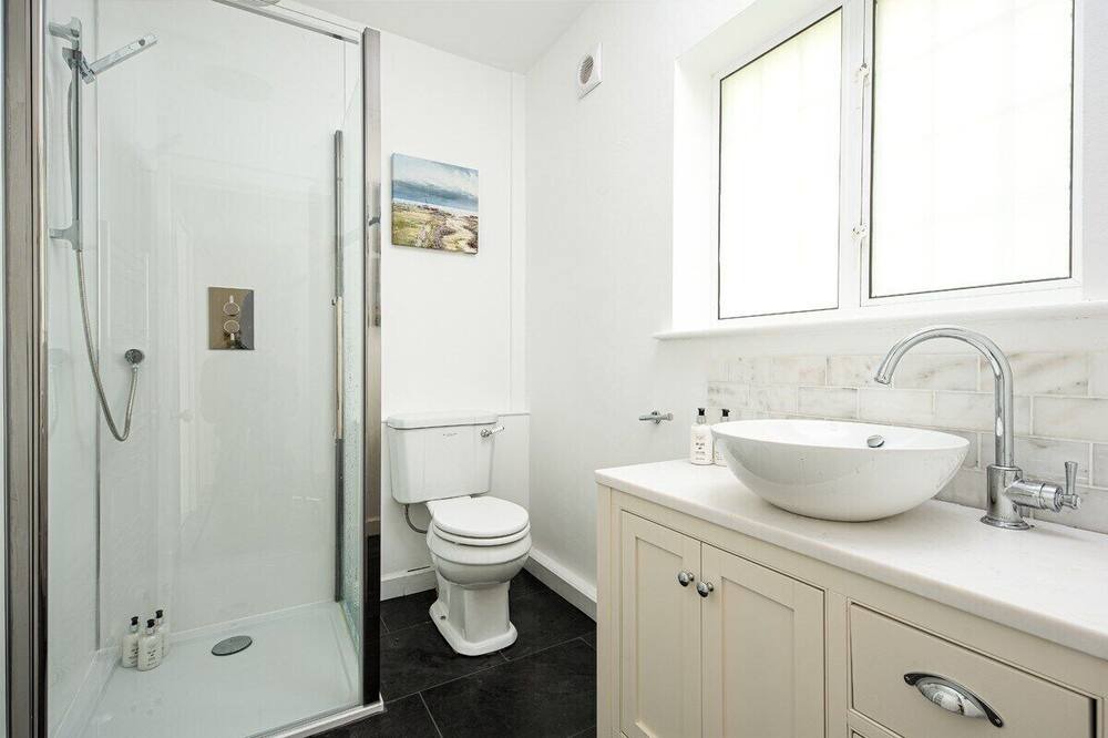 Photo of Bathroom in Stanton Drew