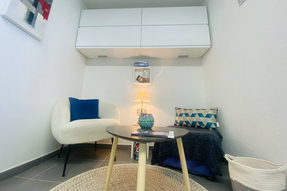 Photo of Livingroom in Le Grau-Du-Roi