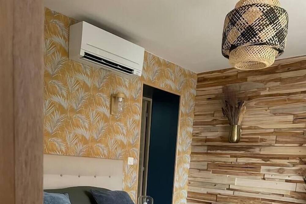 Photo of Bedroom in Saint-Amand-les-Eaux