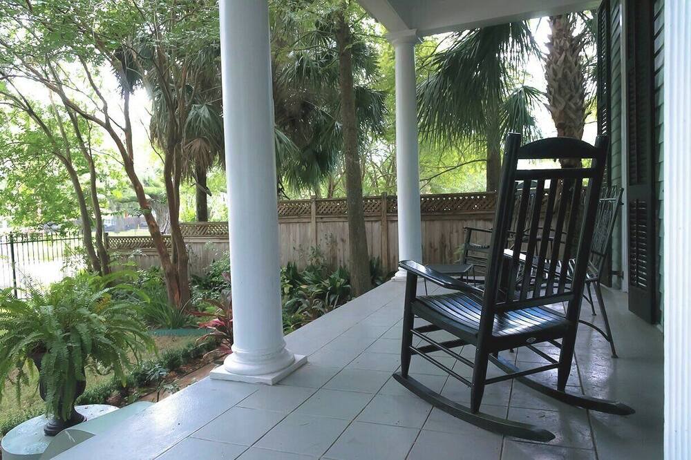 Photo of Outdoor in Esplanade Ridge