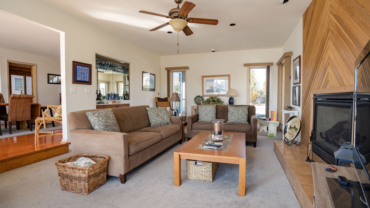 Photo of Livingroom in Avalon