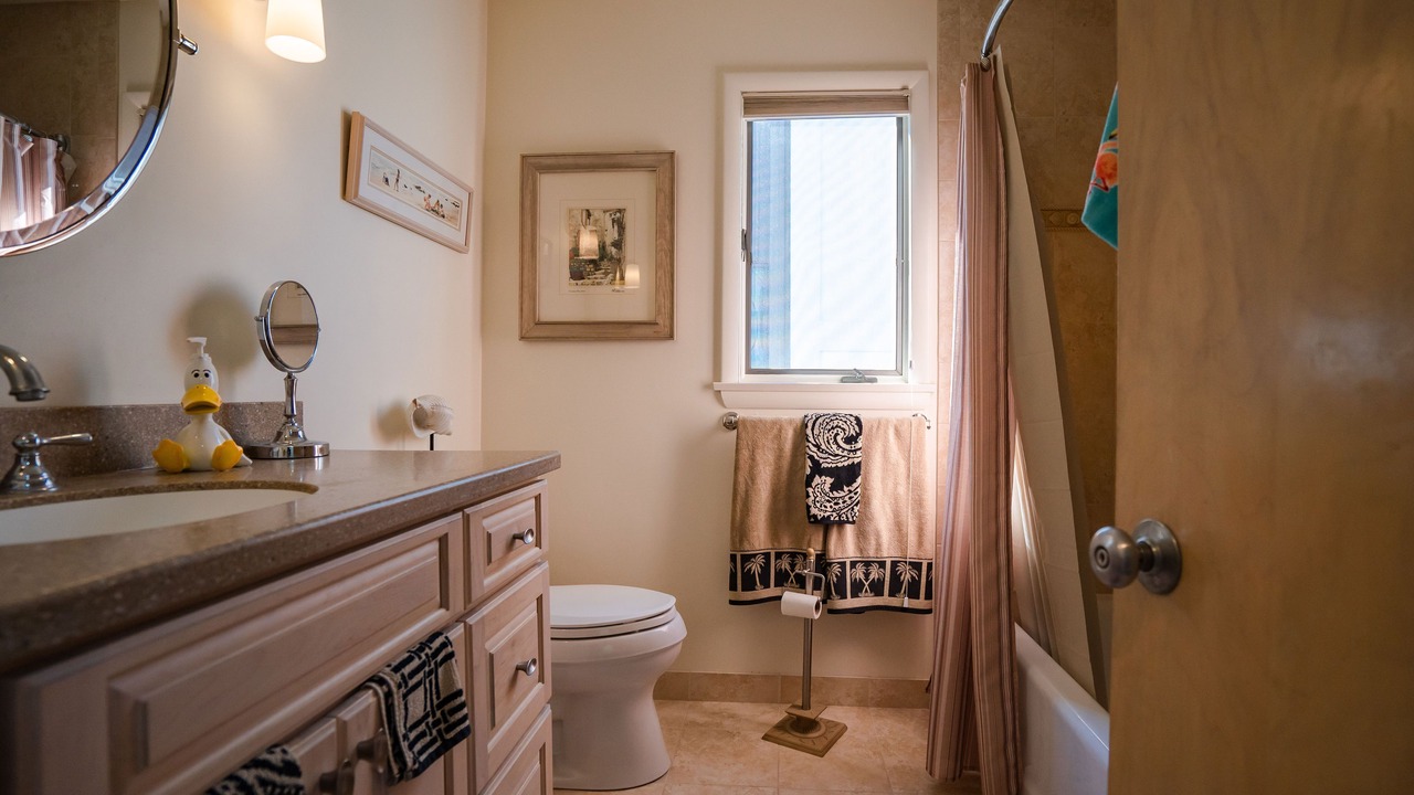 Photo of Bathroom in Avalon
