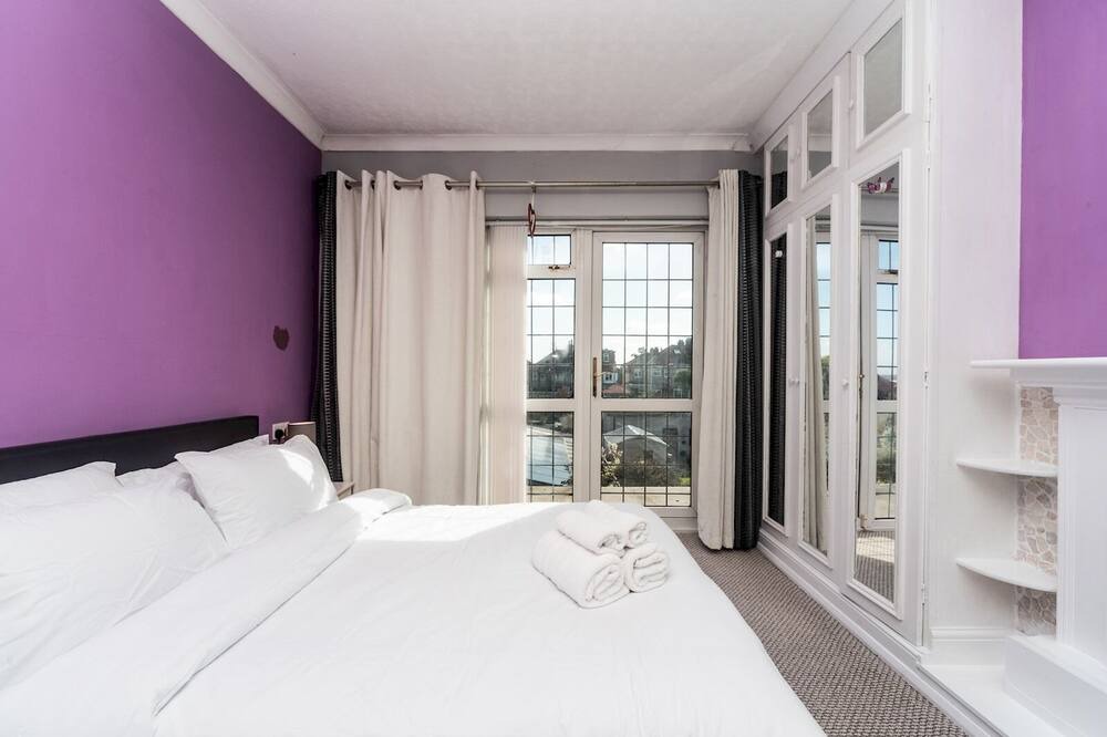 Photo of Bedroom in New Eltham