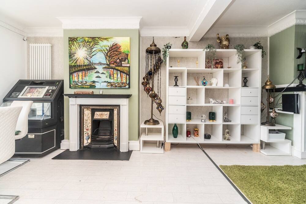 Photo of Others in New Eltham