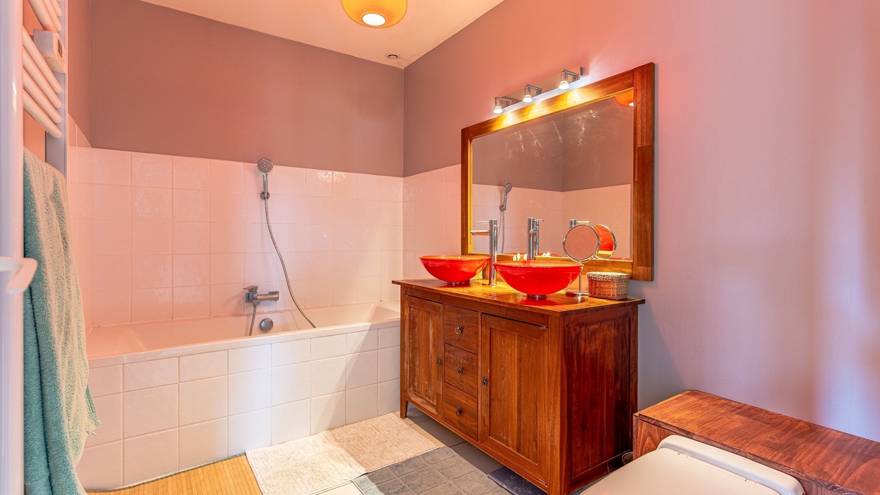 Photo of Others in Le Barp