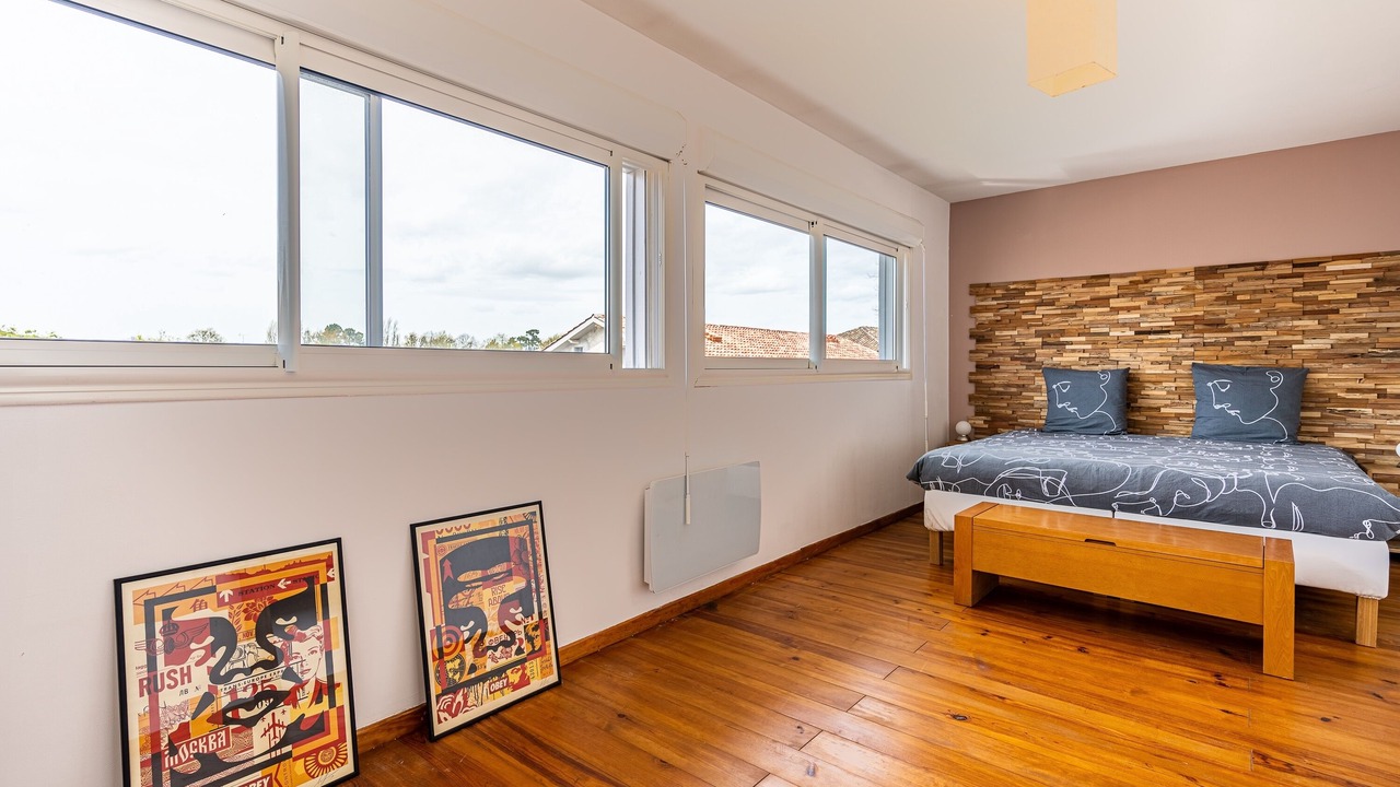 Photo of Others in Le Barp