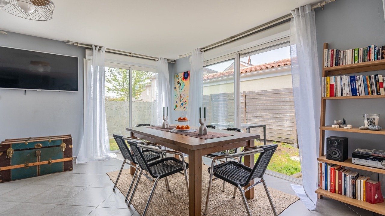 Photo of Others in Le Barp