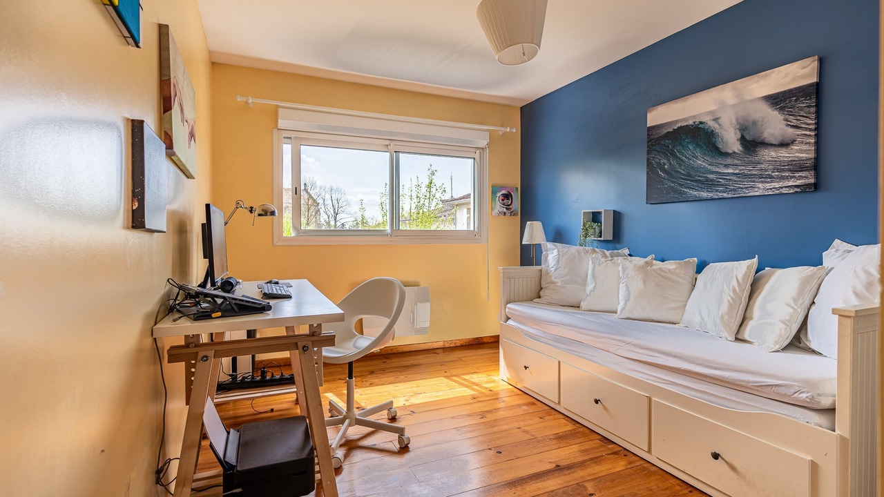 Photo of Others in Le Barp