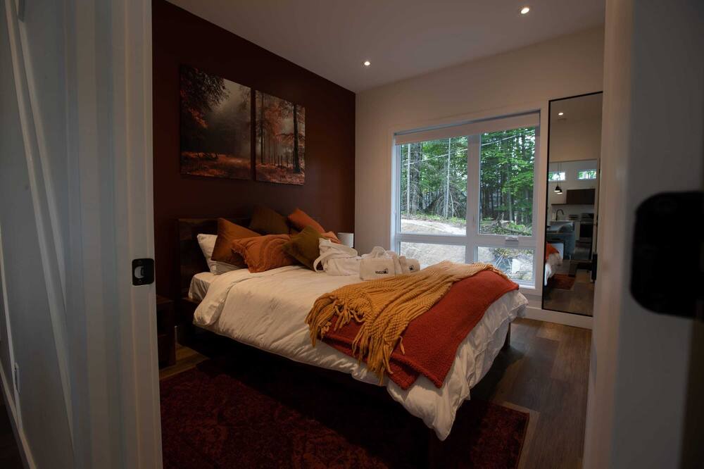 Photo of Bedroom in Pine Hill