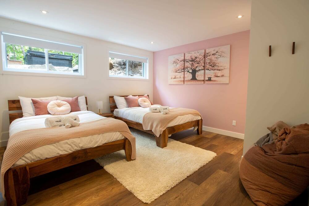Photo of Bedroom in Pine Hill