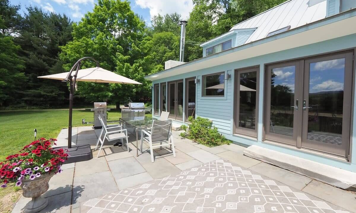 Photo of Patio Balcony in North Egremont