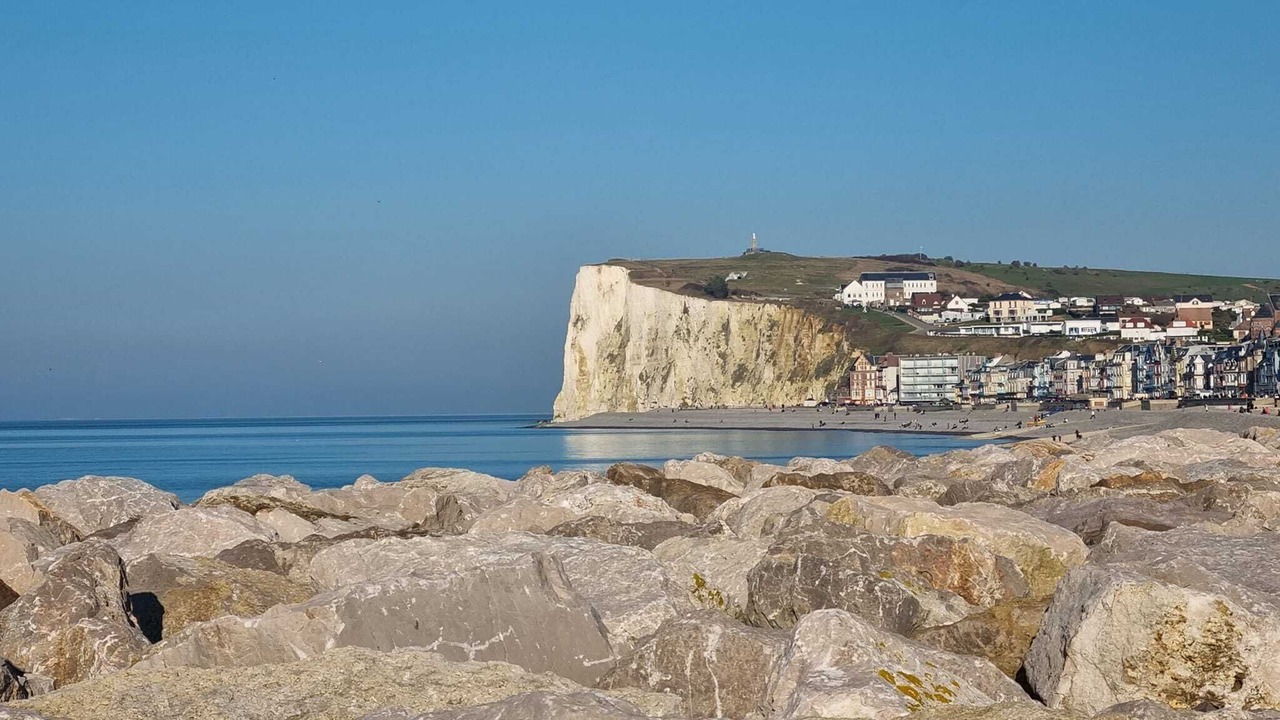 Photo of Others in Longroy