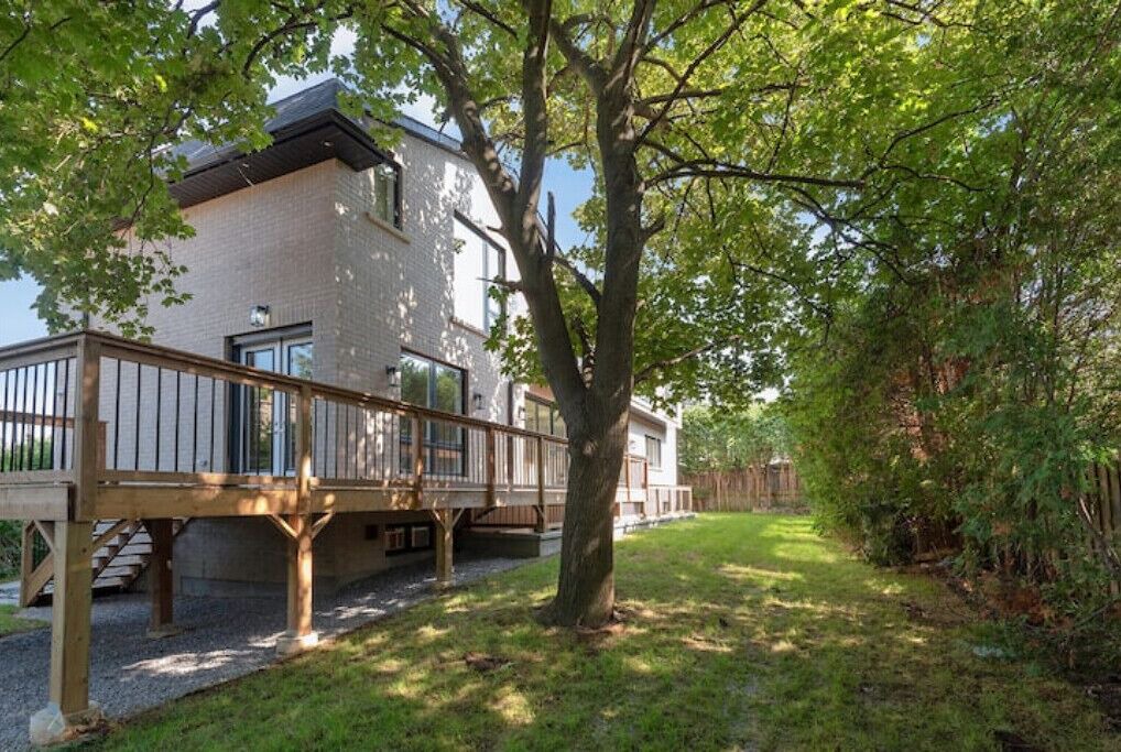 Photo of Outdoor in Newtonbrook