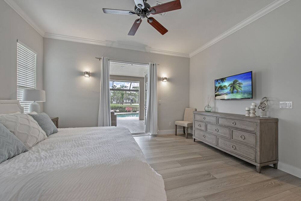 Photo of Bedroom in Lely Golf Estates