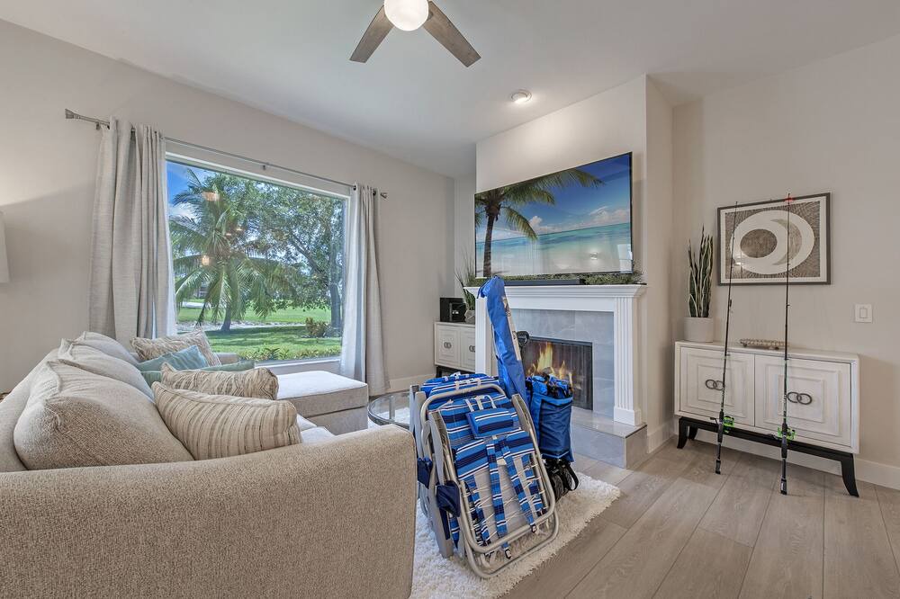 Photo of Livingroom in Lely Golf Estates