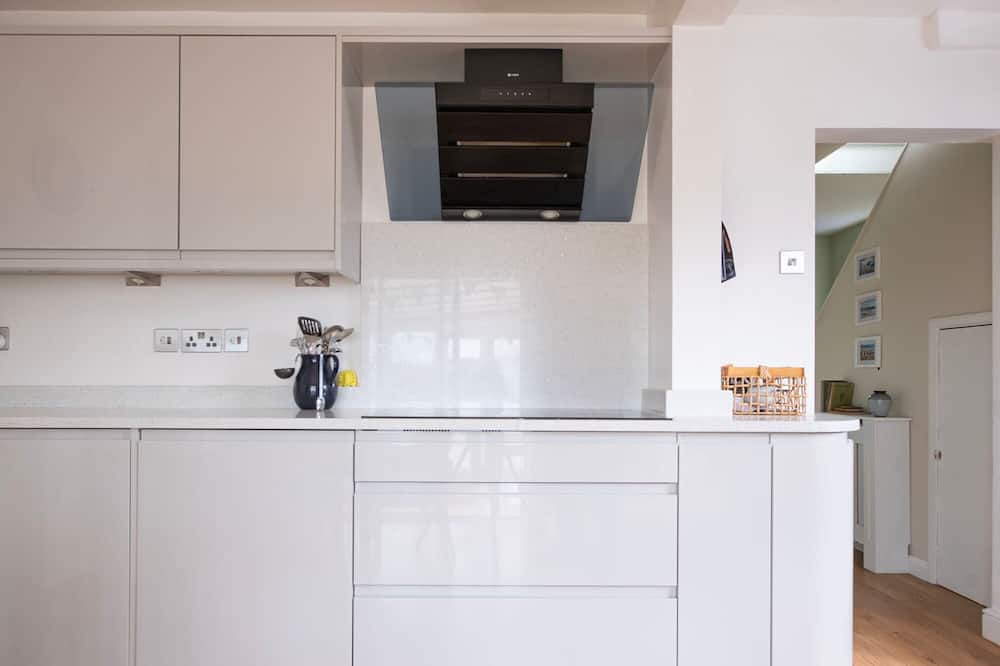 Photo of Kitchen in Mattersey