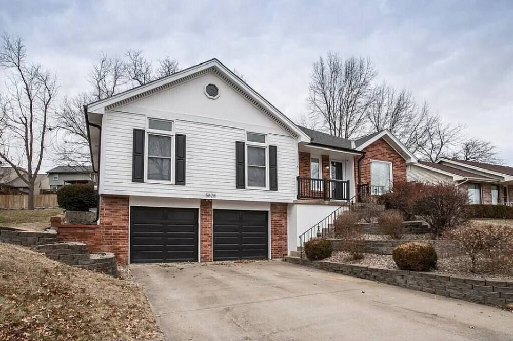 Photo of Others in Gladstone