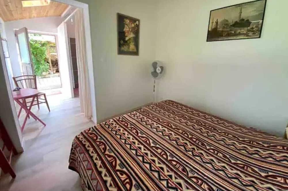 Photo of Bedroom in Mesves-sur-Loire