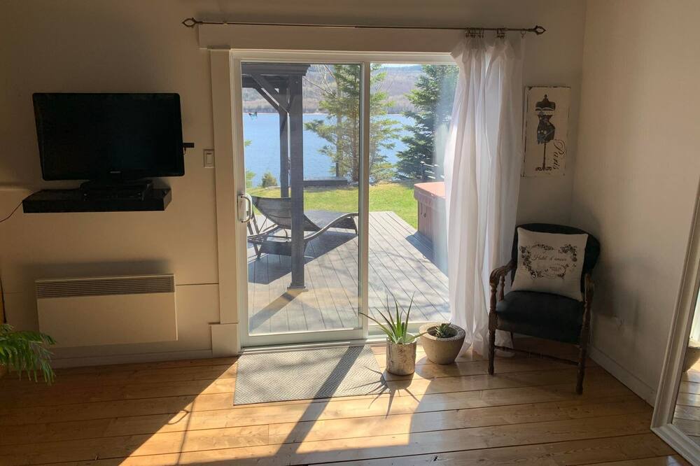 Photo of Bedroom in Jonquiere