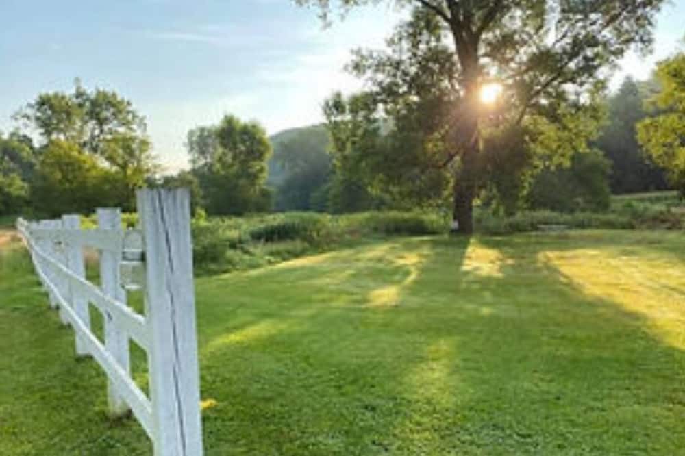 Photo of Outdoor in Winona