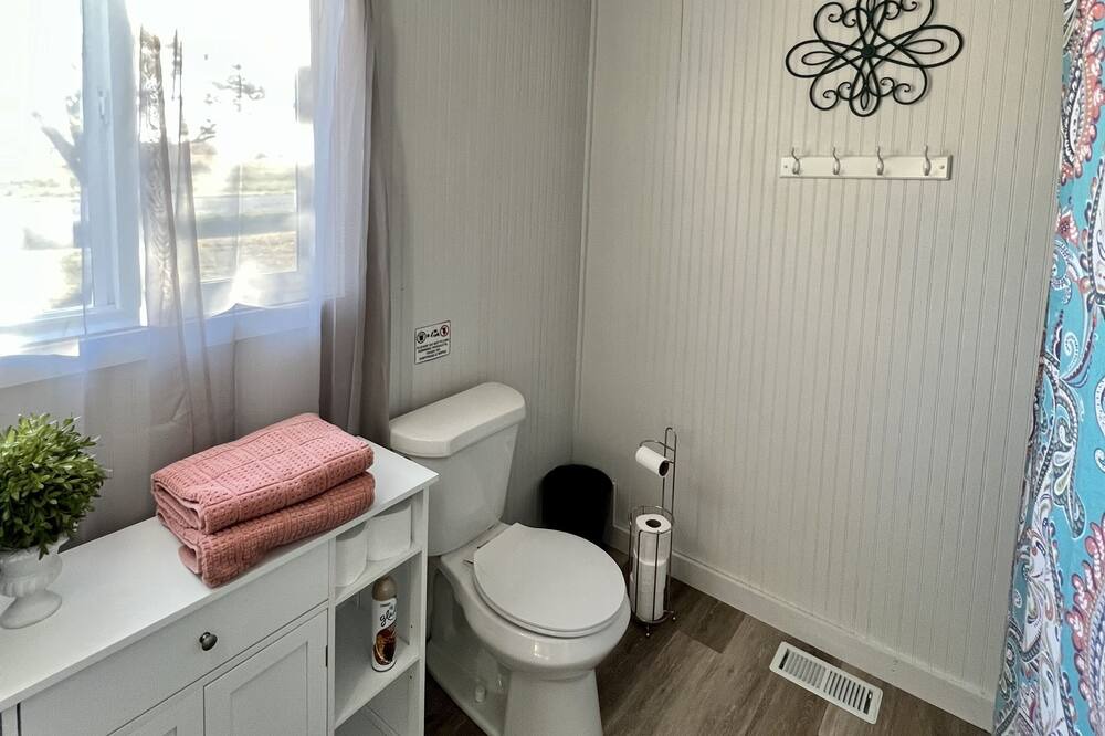 Photo of Bathroom in Neal