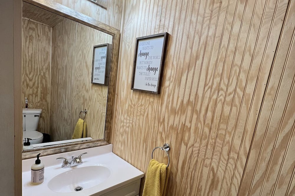 Photo of Bathroom in Neal
