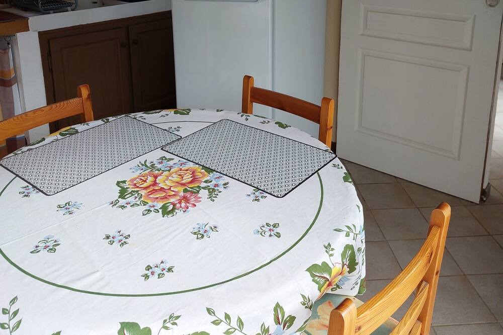 Photo of Others in Pia