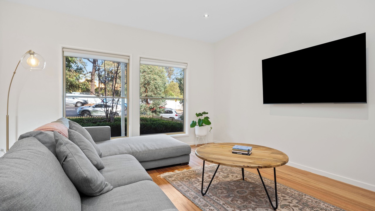 Photo of Others in Kennington