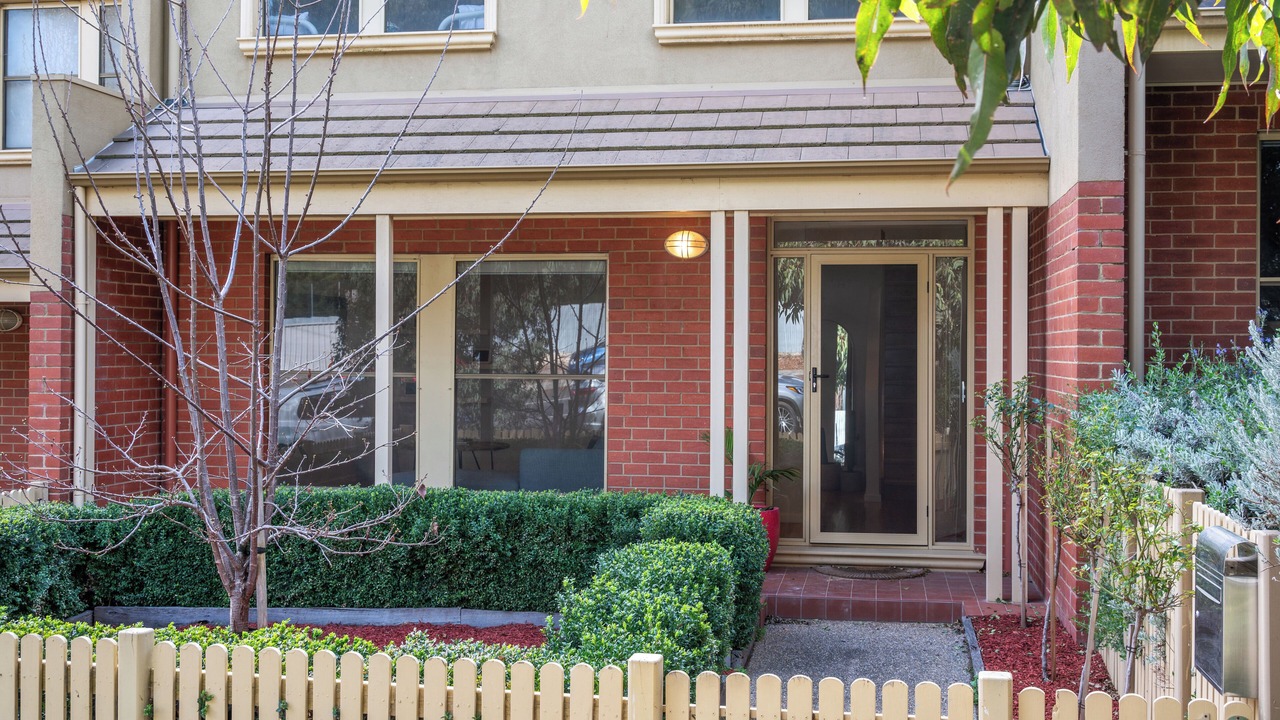 Photo of Outdoor in Kennington