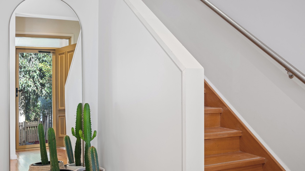 Photo of Others in Kennington