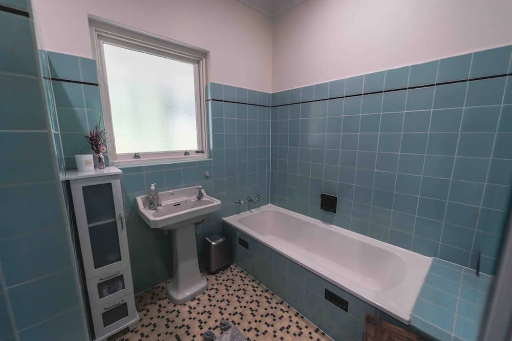 Photo of Bathroom in Delamere