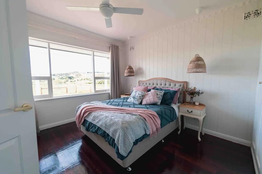 Photo of Bedroom in Delamere