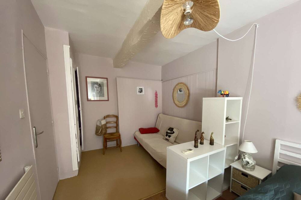 Photo of Bedroom in Bedarrides