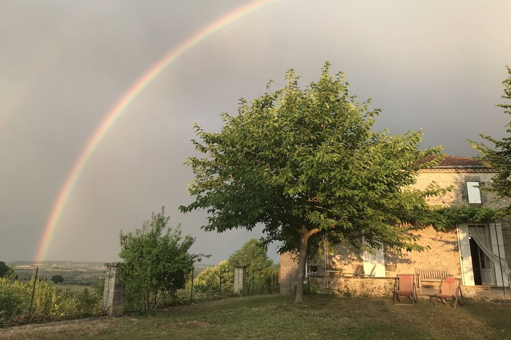 Photo of Outdoor in Montastruc