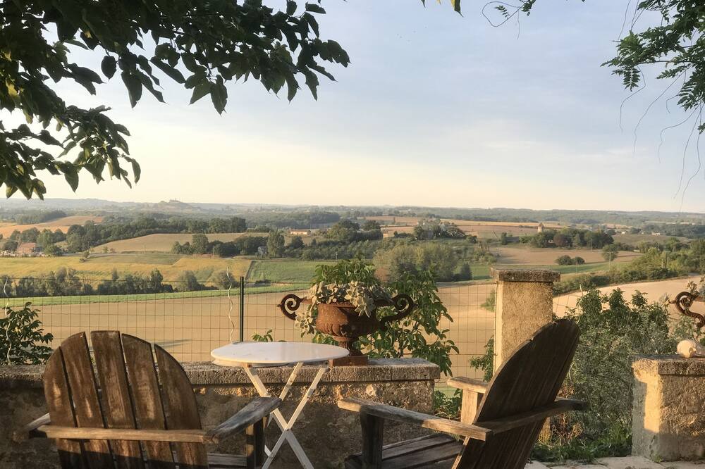 Photo of Outdoor in Montastruc