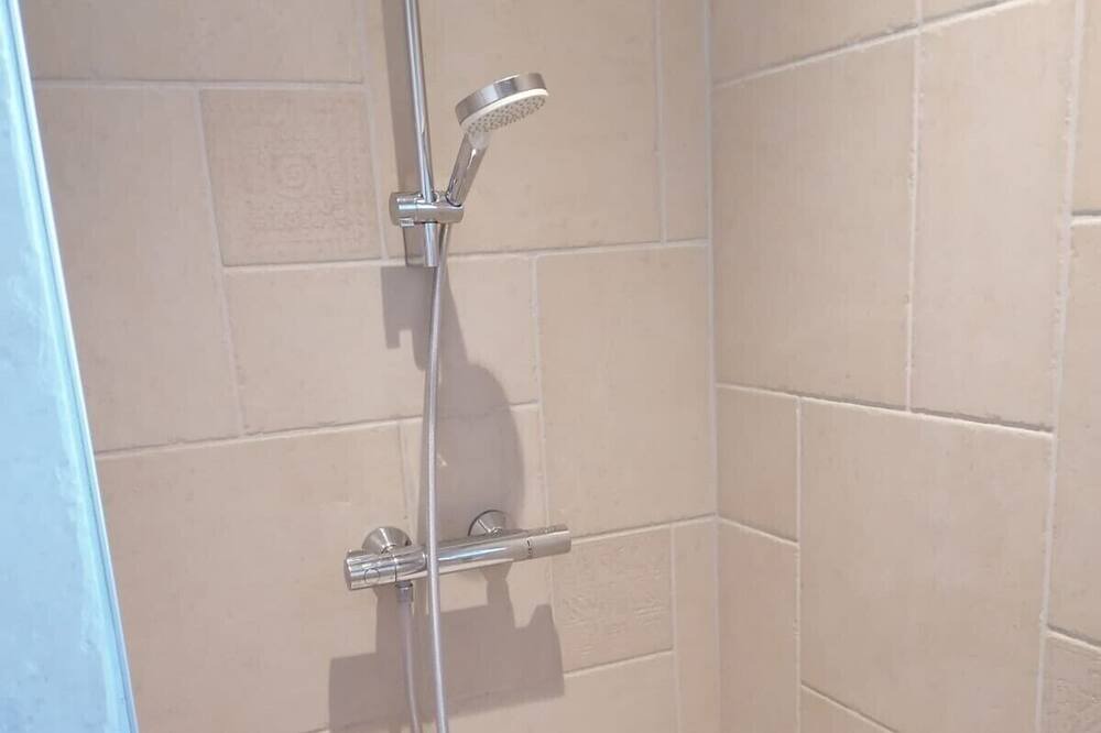 Photo of Bathroom in Chaux-Champagny