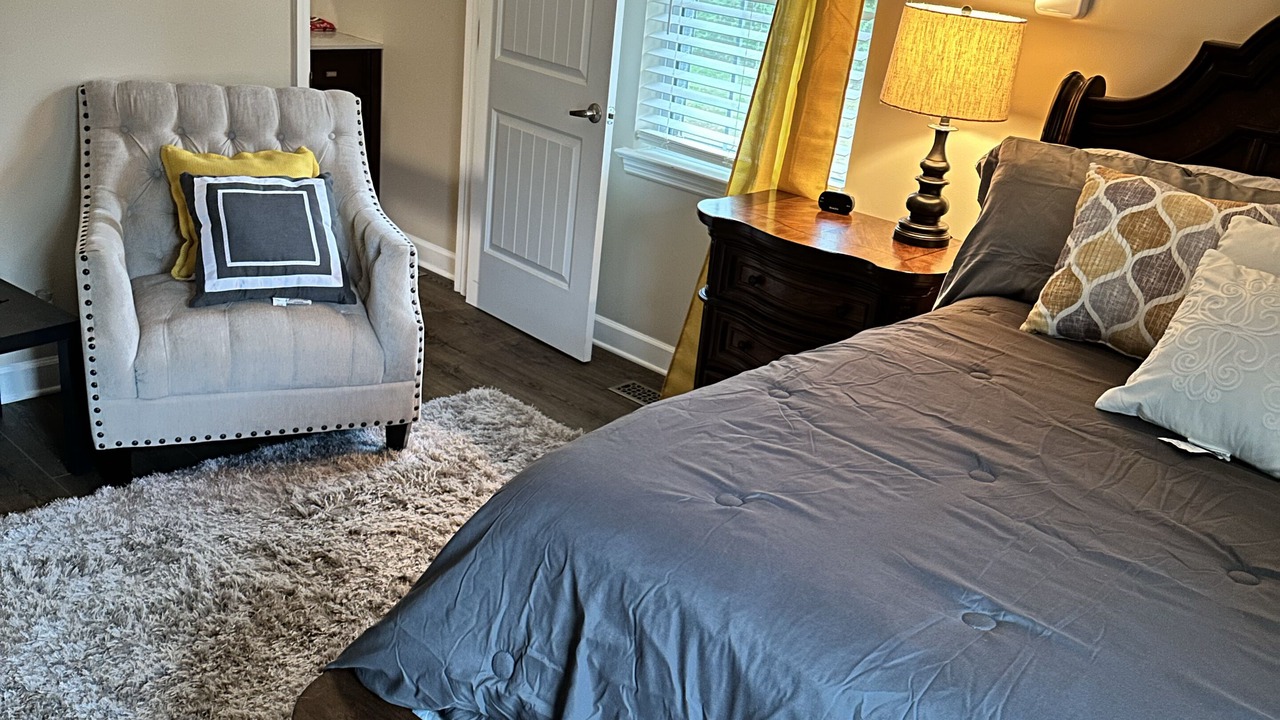 Photo of Bedroom in Graysville