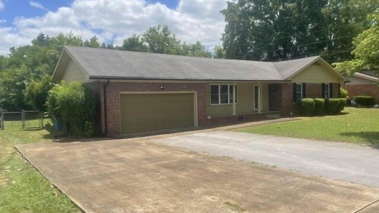 Photo of Outdoor in Graysville