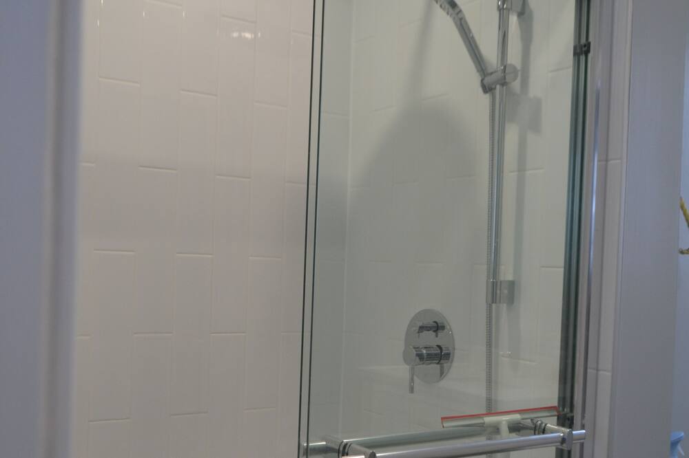 Photo of Bathroom in Killaloe