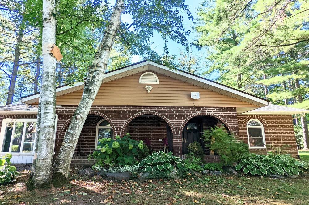 Photo of Outdoor in Gravenhurst