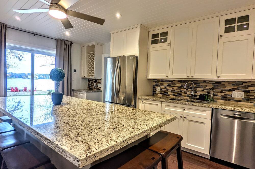 Photo of Kitchen in Gravenhurst