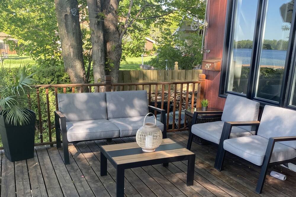 Photo of Patio Balcony in Henryville