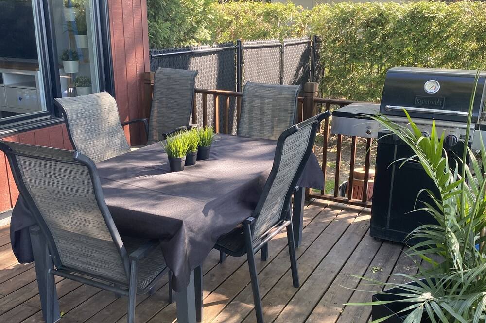 Photo of Patio Balcony in Henryville