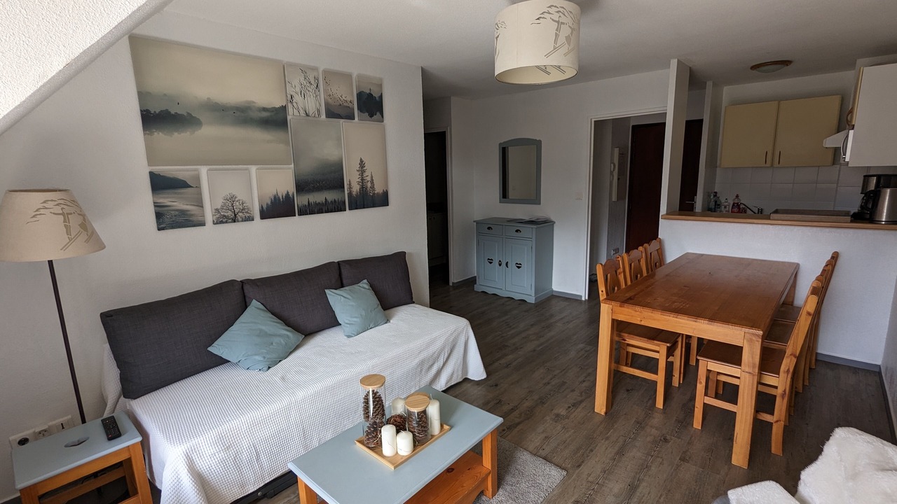 Photo of Livingroom in Loudervielle